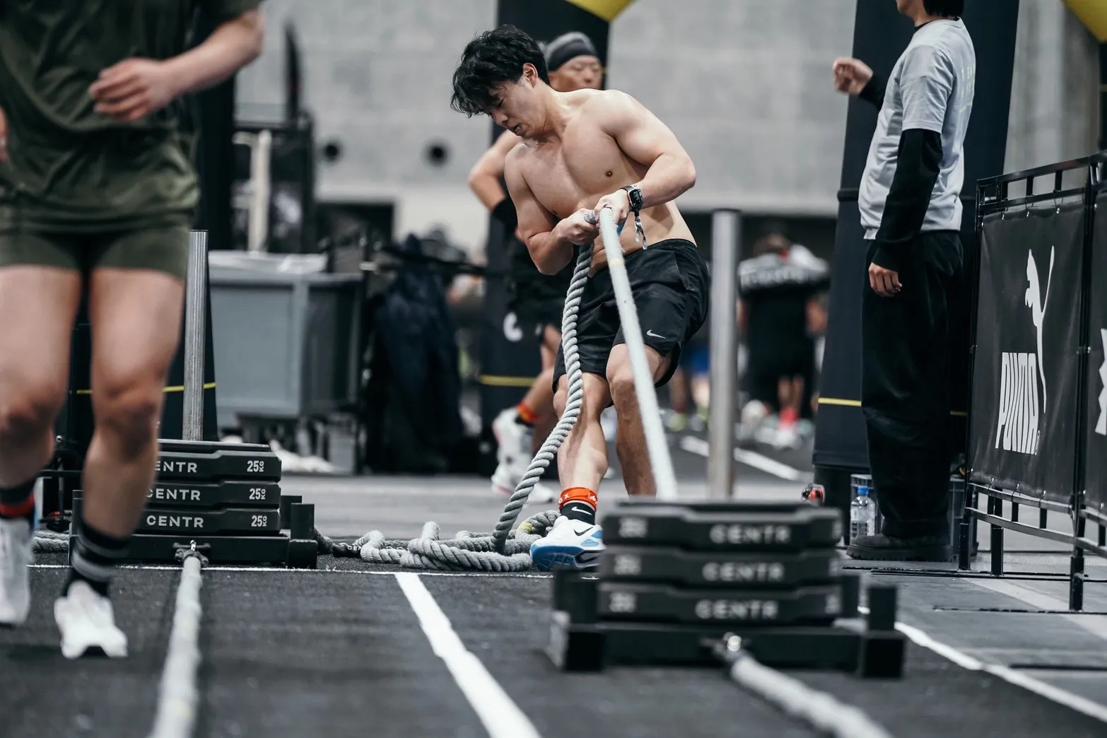 HYROXの種目「スレッドプル」（Sled Pull）
